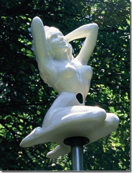 Sculpture by Joan Bankemper, found at joanbankemper.com.